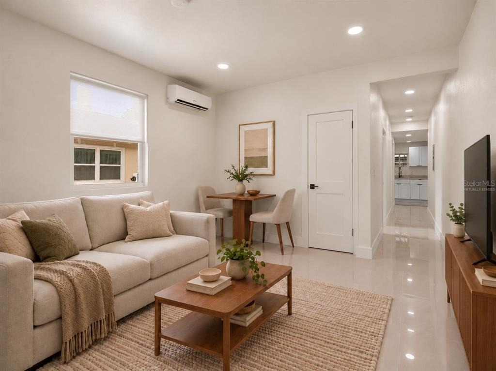 607 N Osceola Avenue - Photo 2
