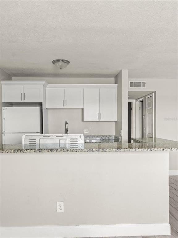9105 W Hillsborough Avenue - Photo 18