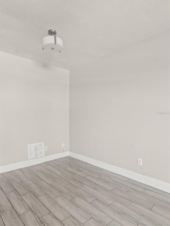9105 W Hillsborough Avenue - Photo 11
