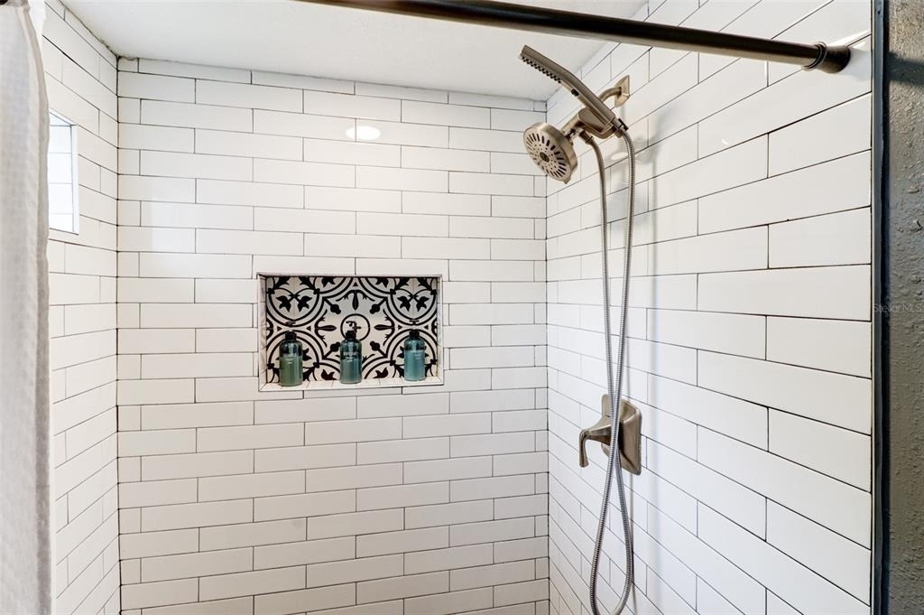 7018 N Central Avenue - Photo 26