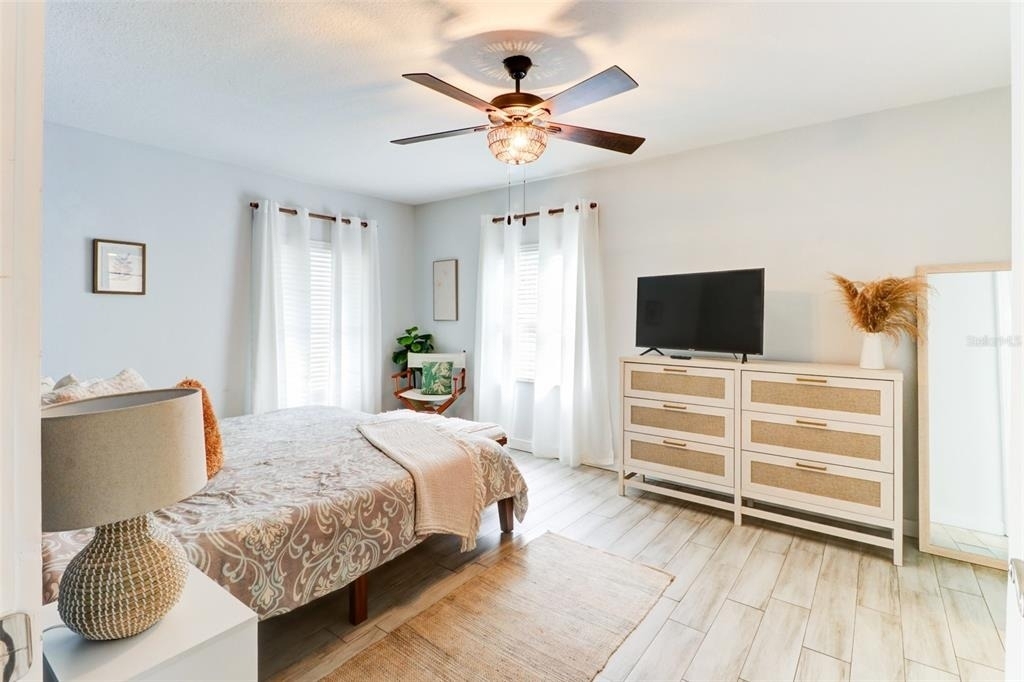 7018 N Central Avenue - Photo 20