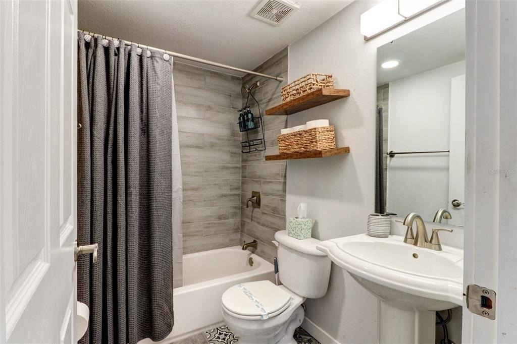 7018 N Central Avenue - Photo 33