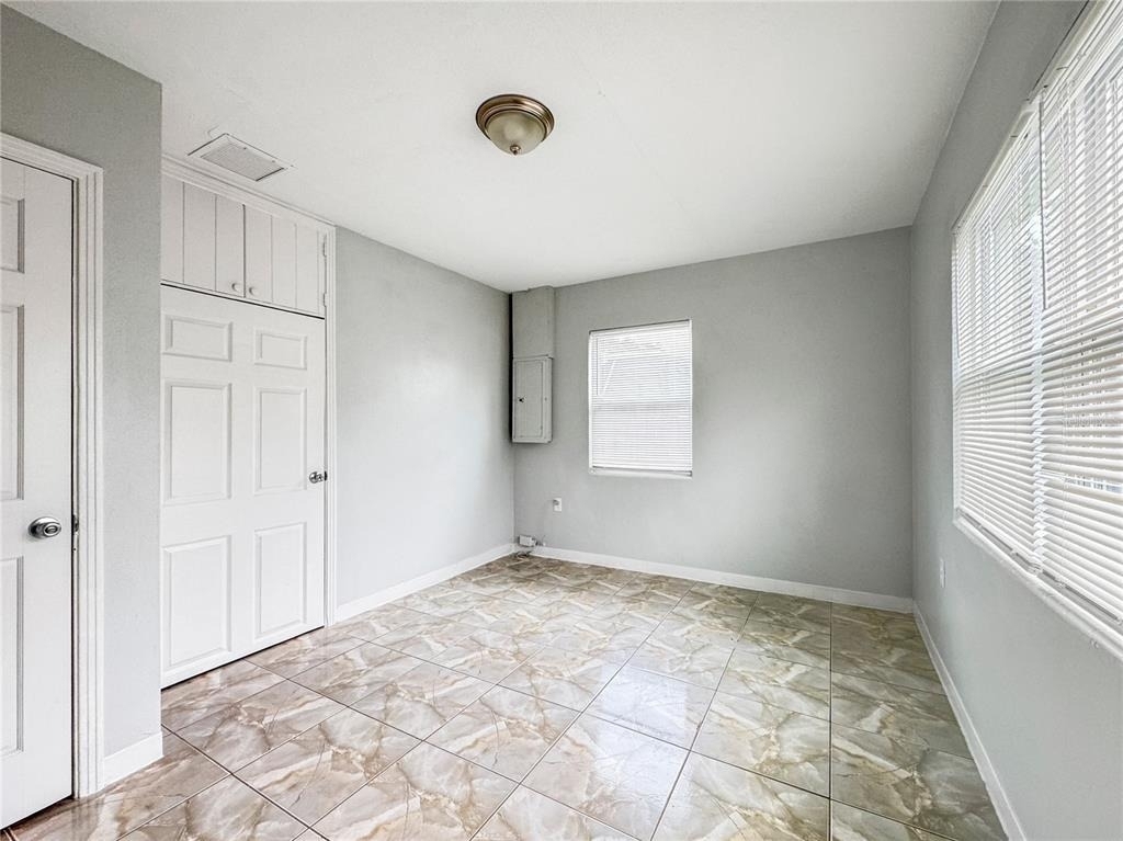 5809 Michigan Avenue - Photo 9