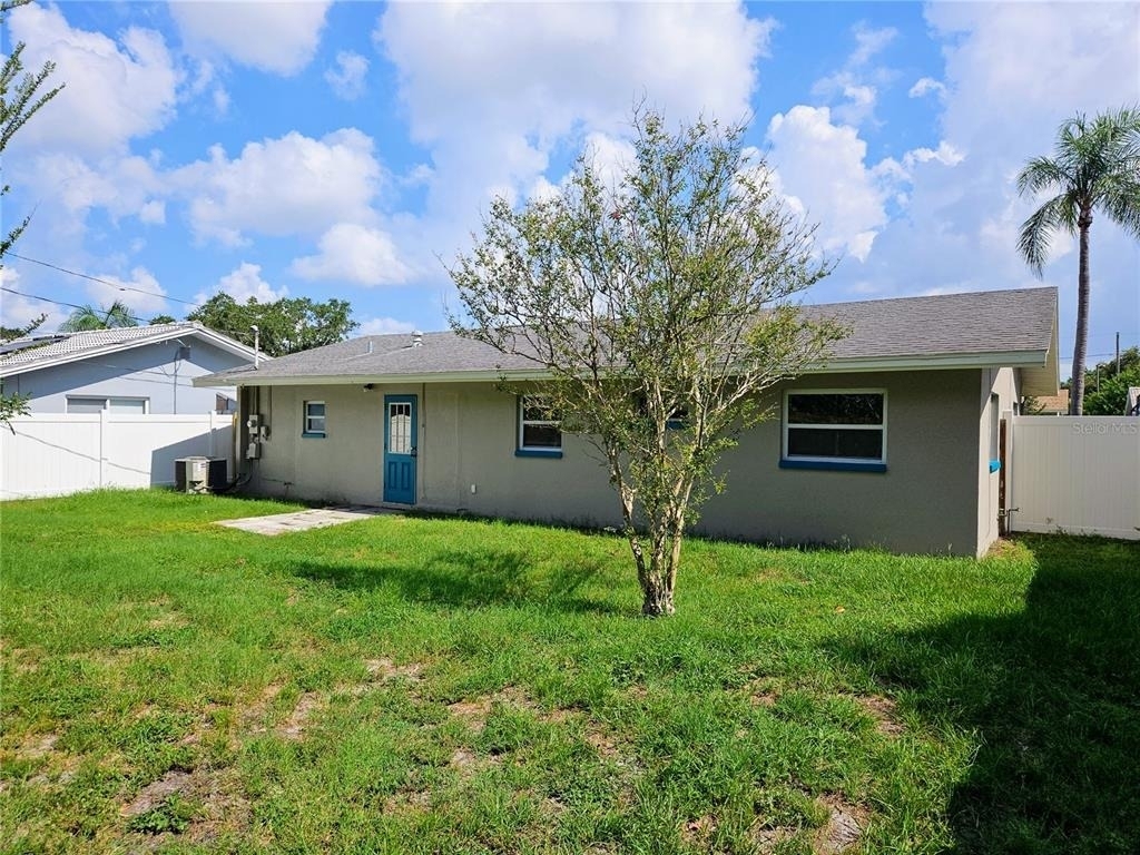 5718 45th Avenue N - Photo 16