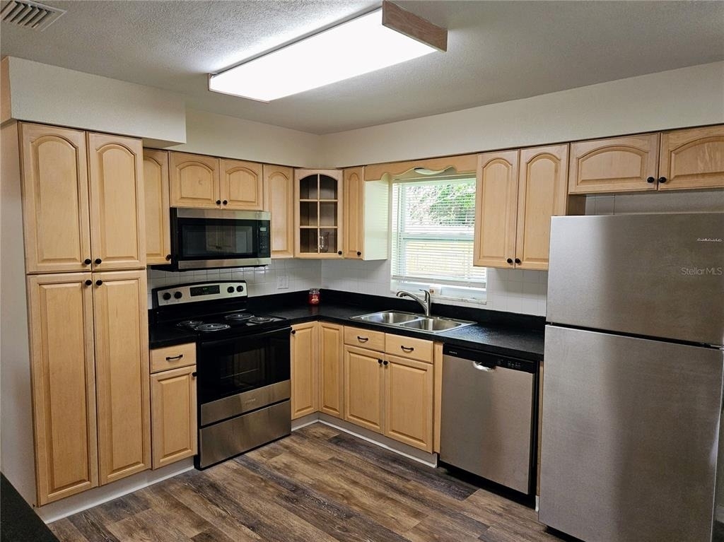 5718 45th Avenue N - Photo 6