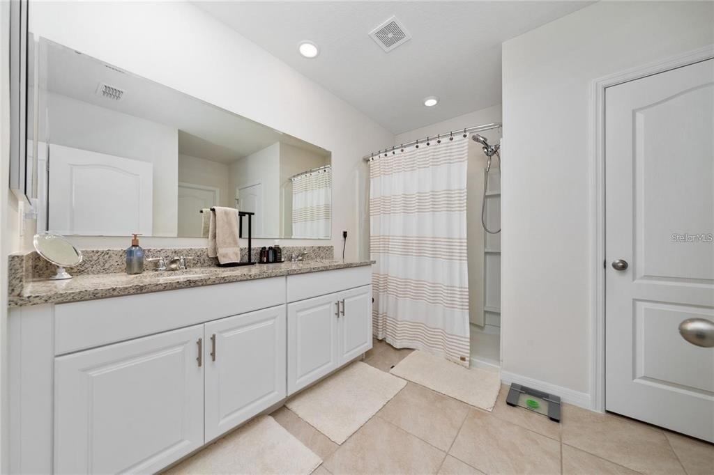 1687 Park Side Avenue - Photo 12