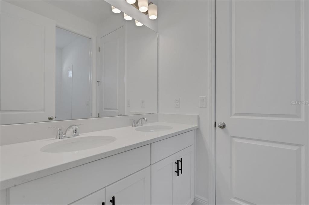 10017 Peebles Street - Photo 21