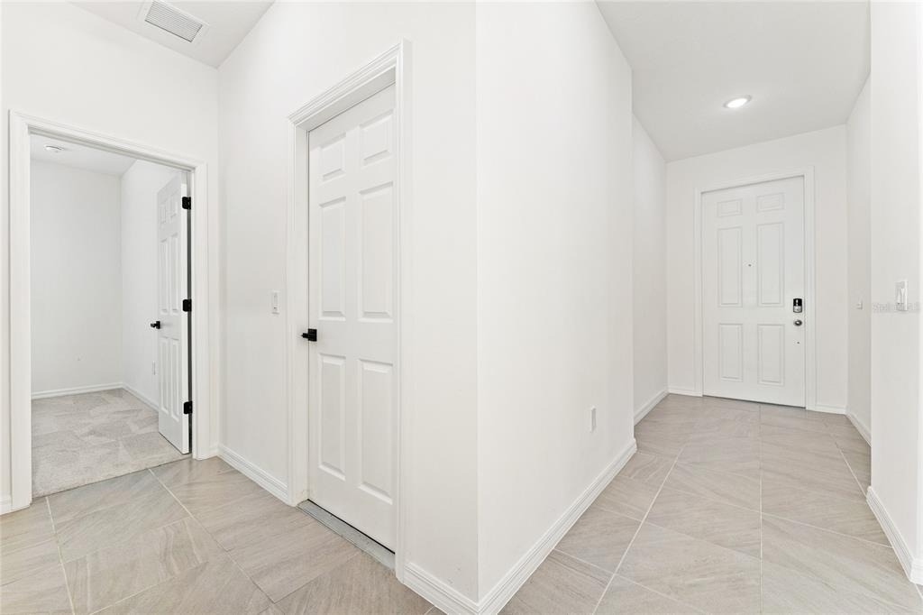 646 Duke Drive - Photo 7
