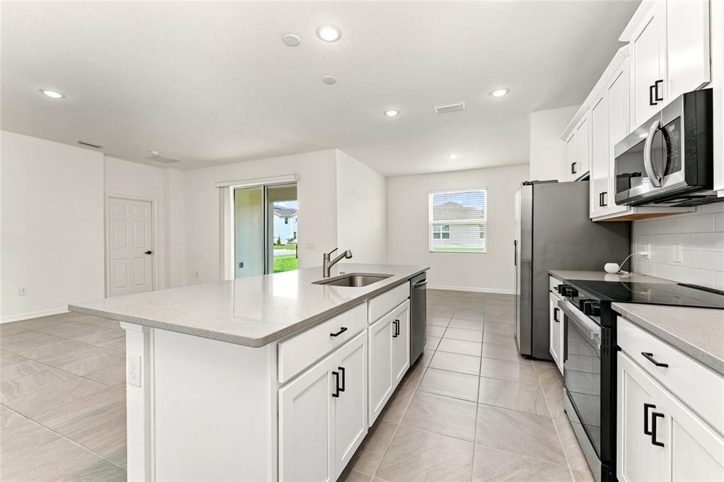 646 Duke Drive - Photo 11