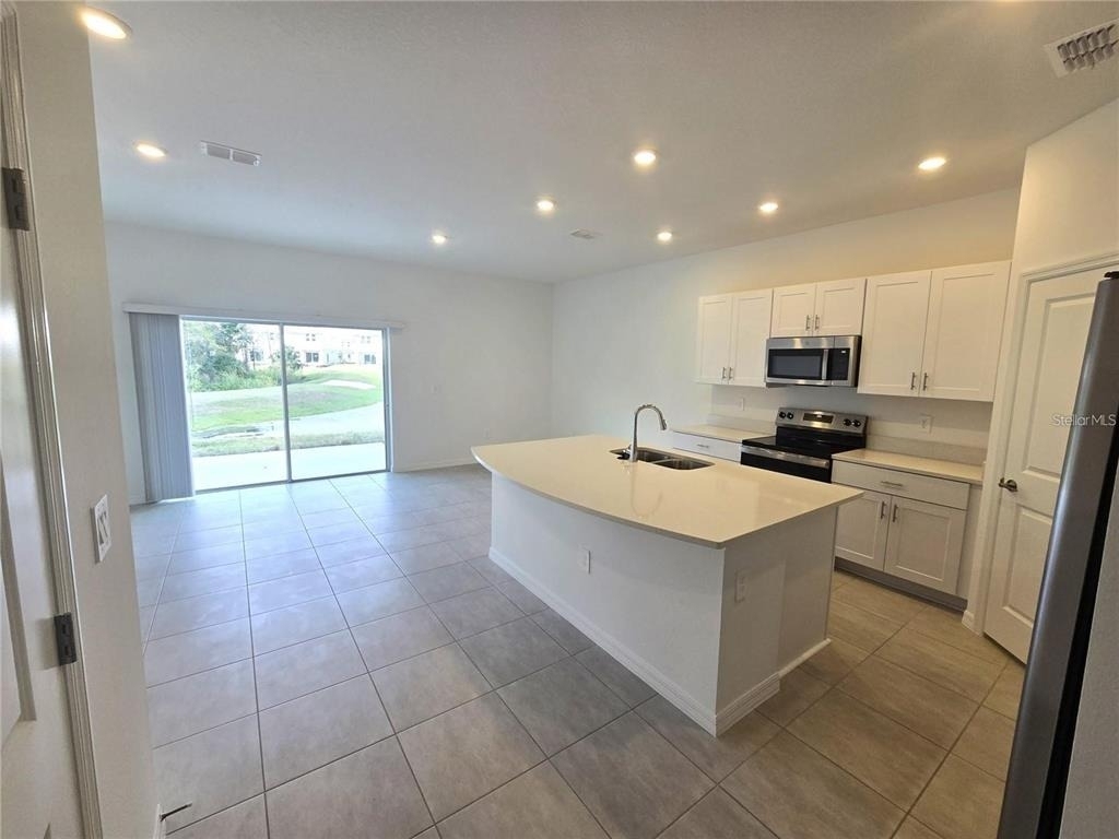 3576 Mayfair St, - Photo 3
