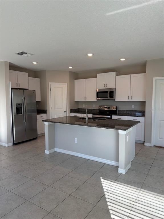 15713 Fort Island Place - Photo 5
