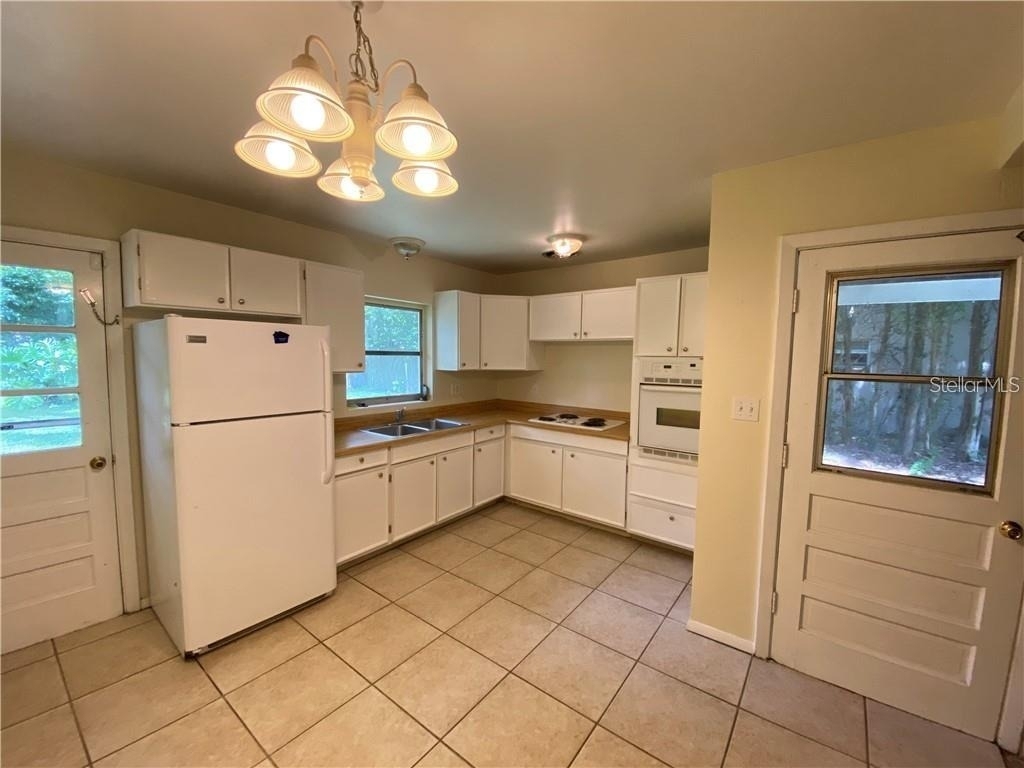304 Satsuma Drive - Photo 5
