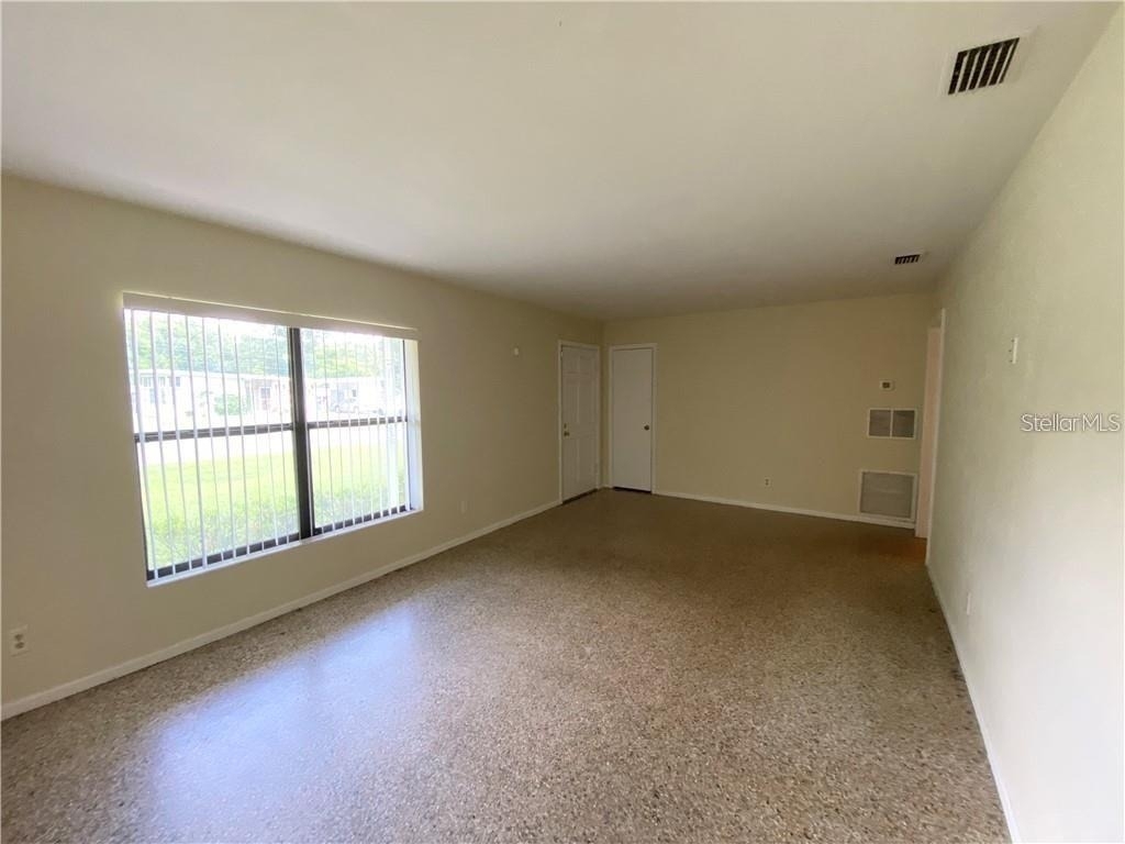304 Satsuma Drive - Photo 2