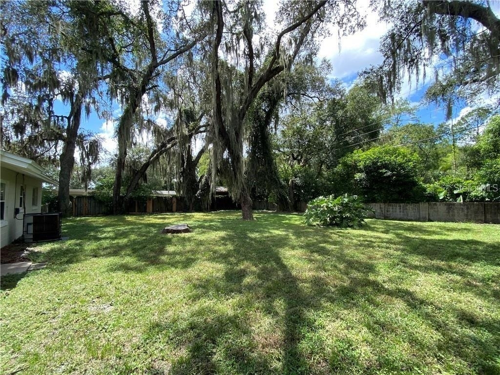 304 Satsuma Drive - Photo 17