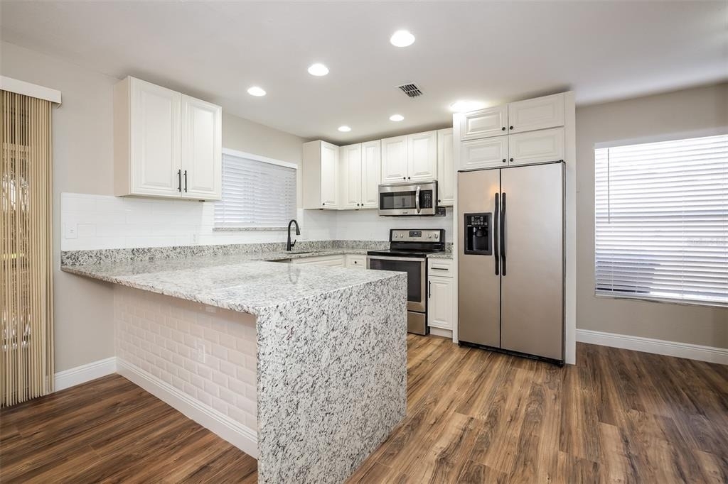575 Koala Drive - Photo 3