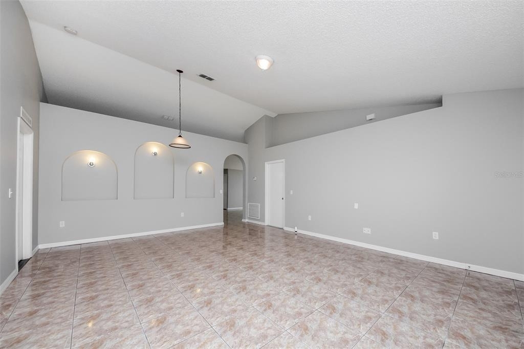 609 Rosaro Court - Photo 2
