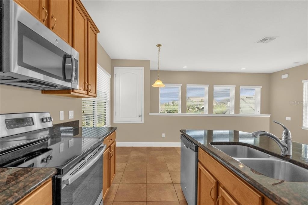 13779 Sachs Avenue - Photo 16