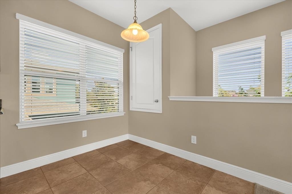 13779 Sachs Avenue - Photo 5