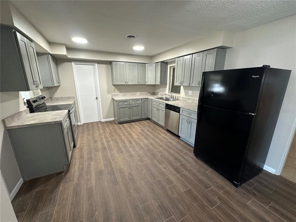 3520 Curtis Drive - Photo 3