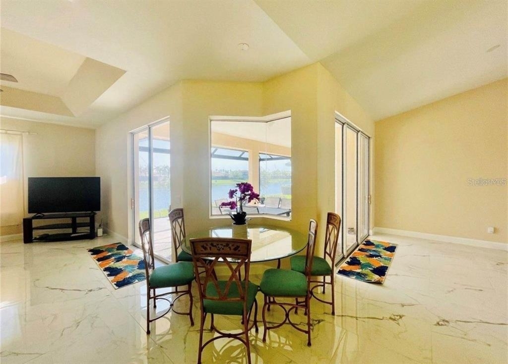 2953 Seasons Boulevard - Photo 25