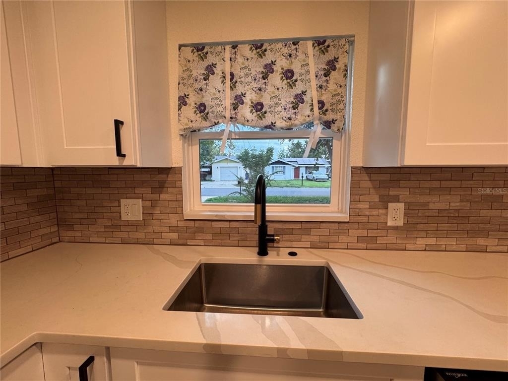 1201 Sherman Avenue - Photo 12