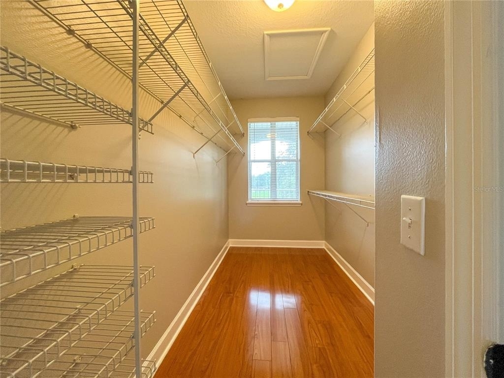 111 E Steele Street - Photo 57