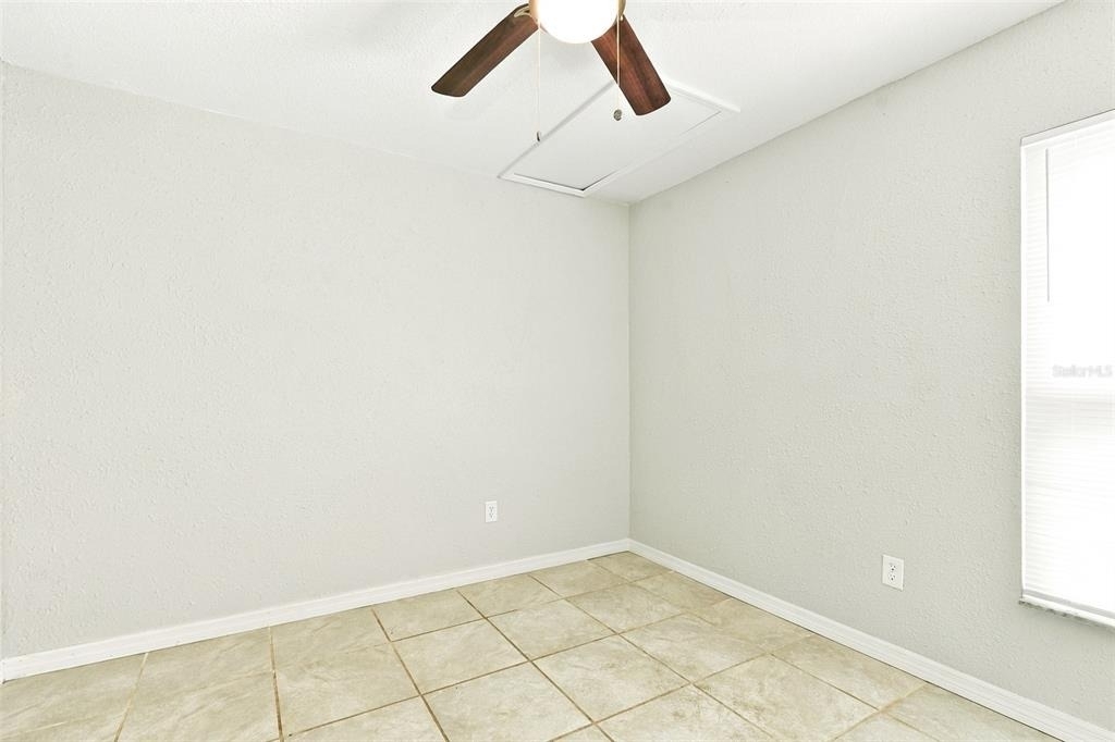 209 Banyan Court - Photo 10