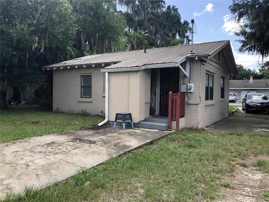 43 W Herrick Drive - Photo 1