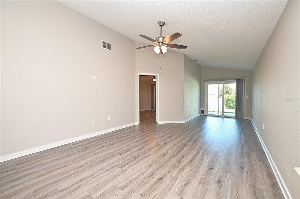 2118 Sandy Hook - Photo 11