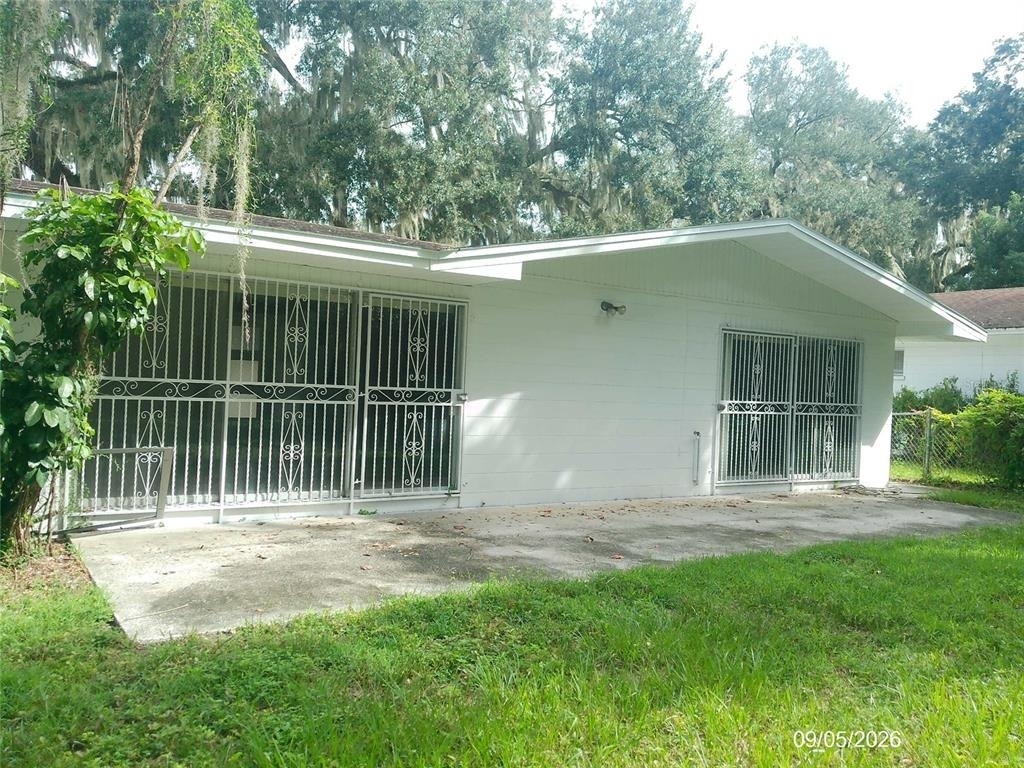 1423 Crystal Lake Drive - Photo 25