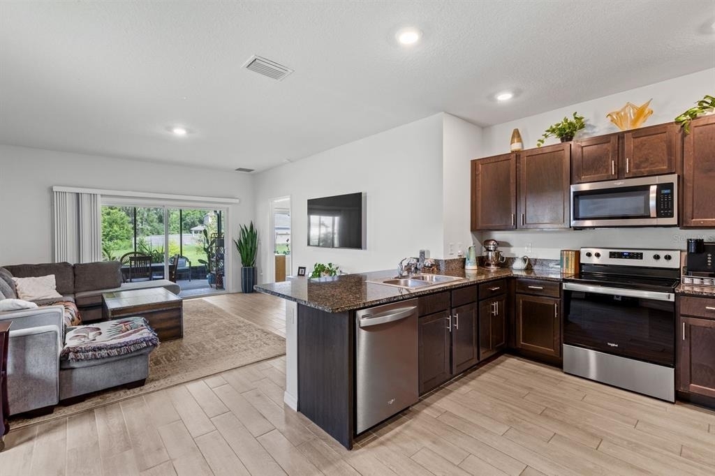 1447 Nw 136th Boulevard - Photo 4