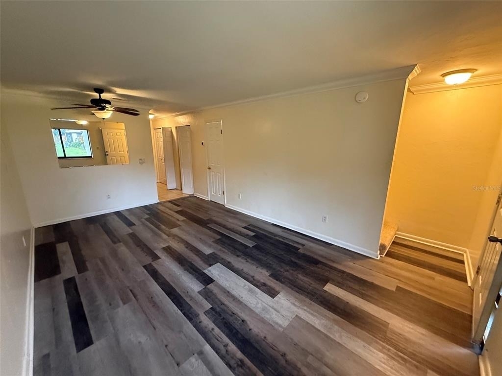 2635 Sw 35th Place - Photo 1