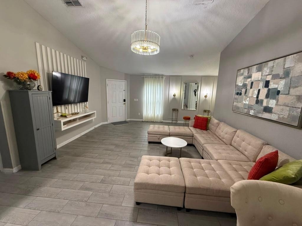 1875 Royal Ridge Drive - Photo 8