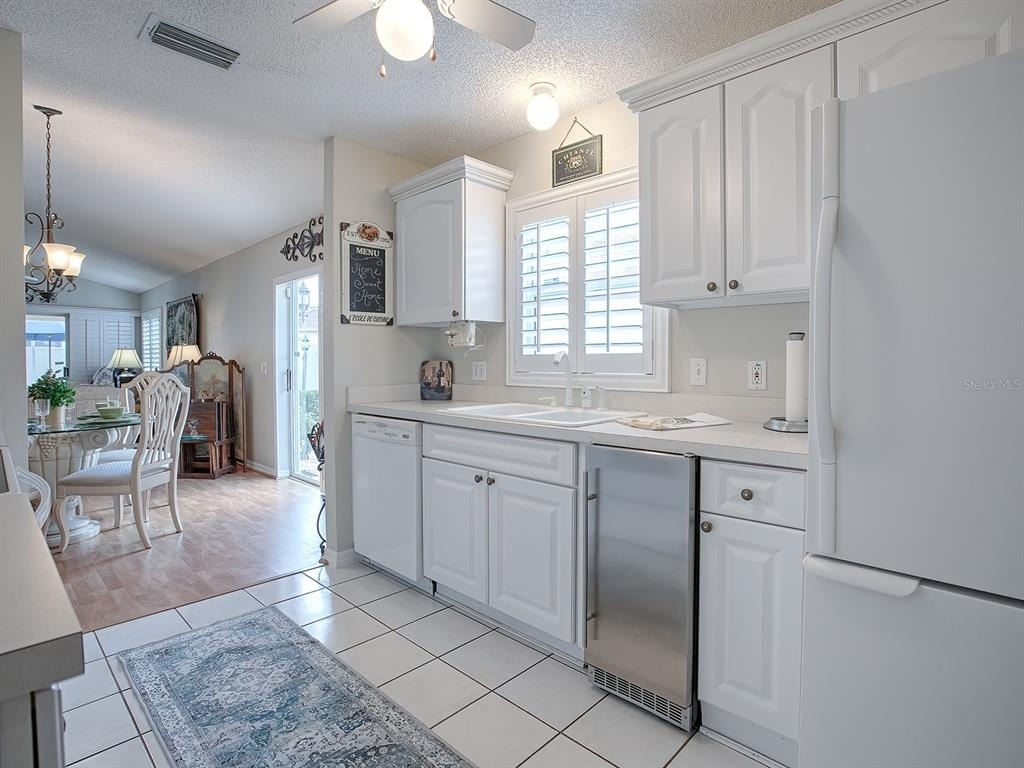 1129 Santa Cruz Drive - Photo 7