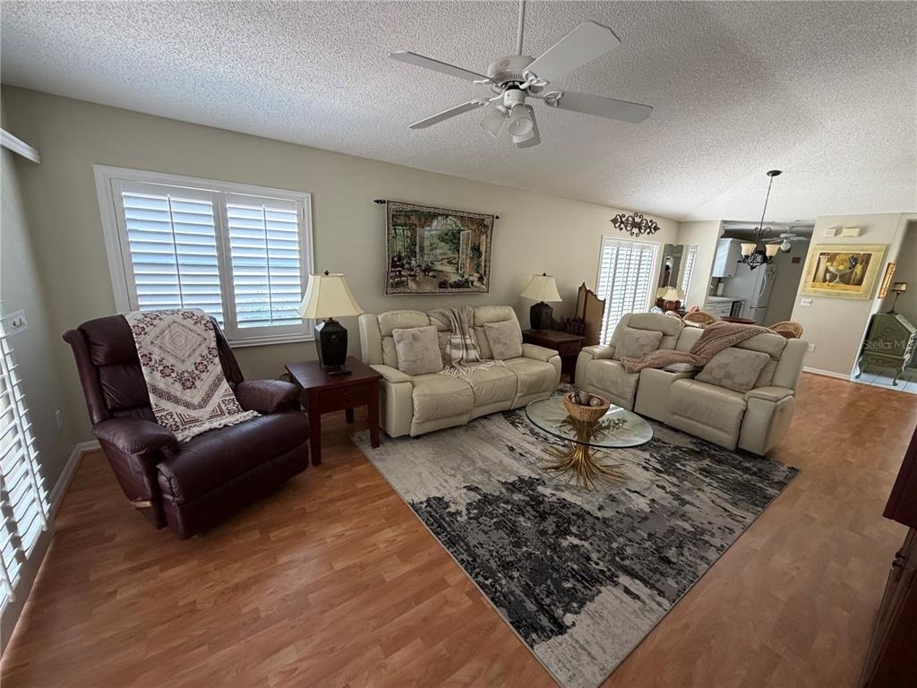 1129 Santa Cruz Drive - Photo 3