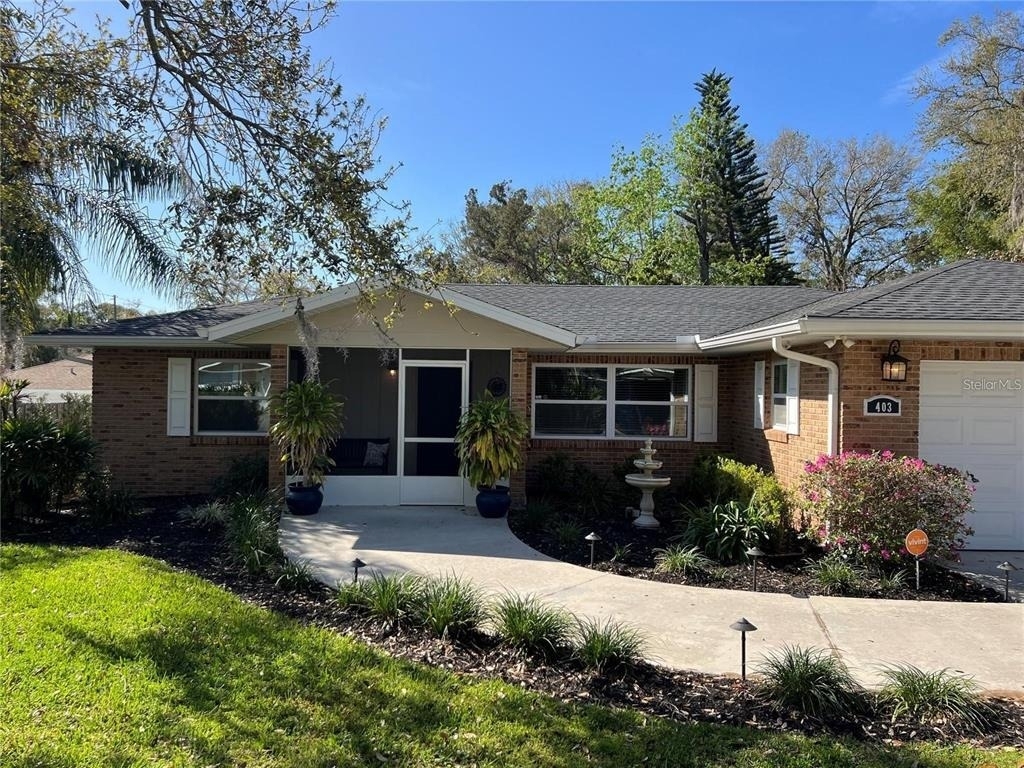 403 Virginia Street - Photo 3