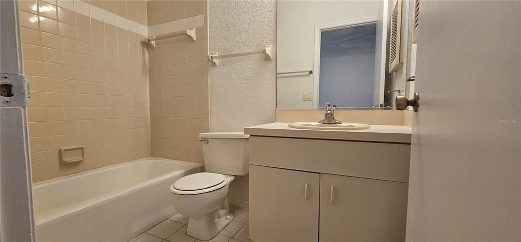 22441 Westchester Boulevard - Photo 11