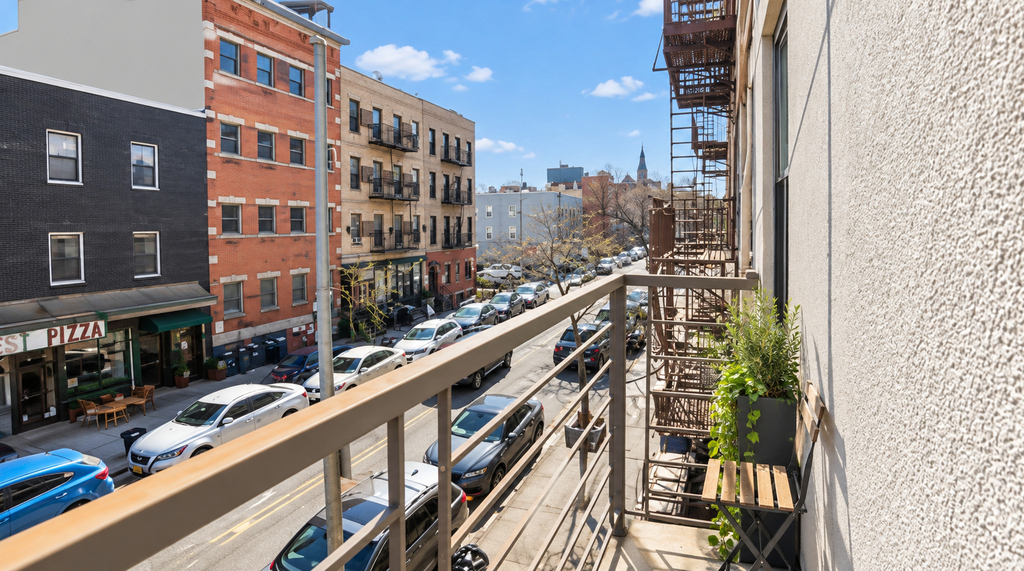 24 Havemeyer Street - Photo 3