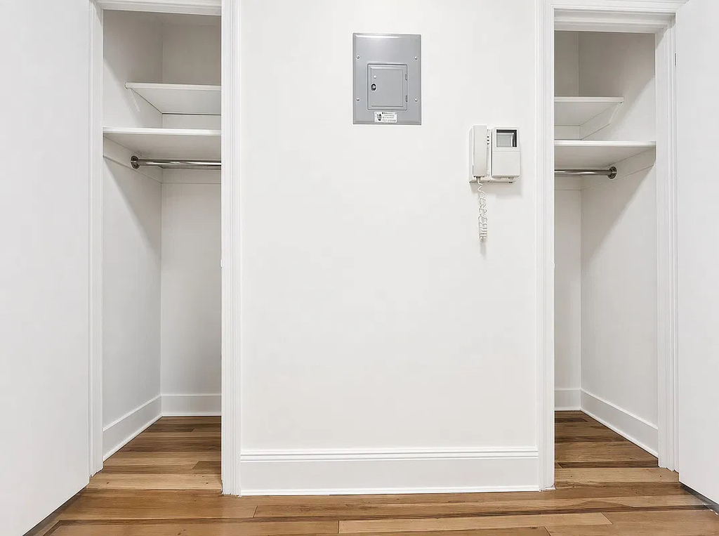 214 East 51st Street - Photo 2