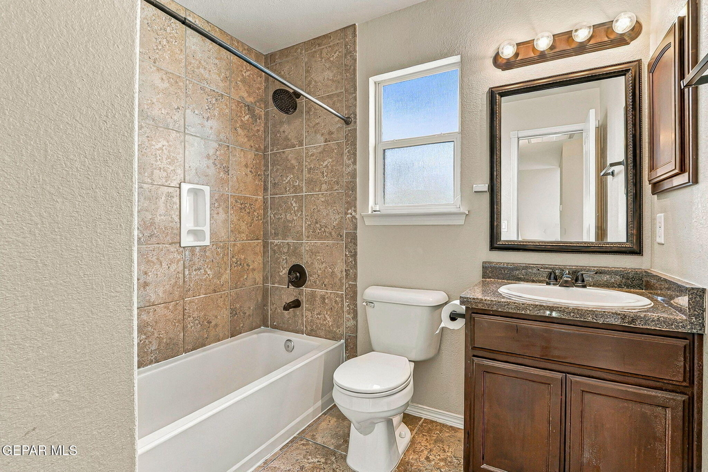 14231 N Point Avenue - Photo 27
