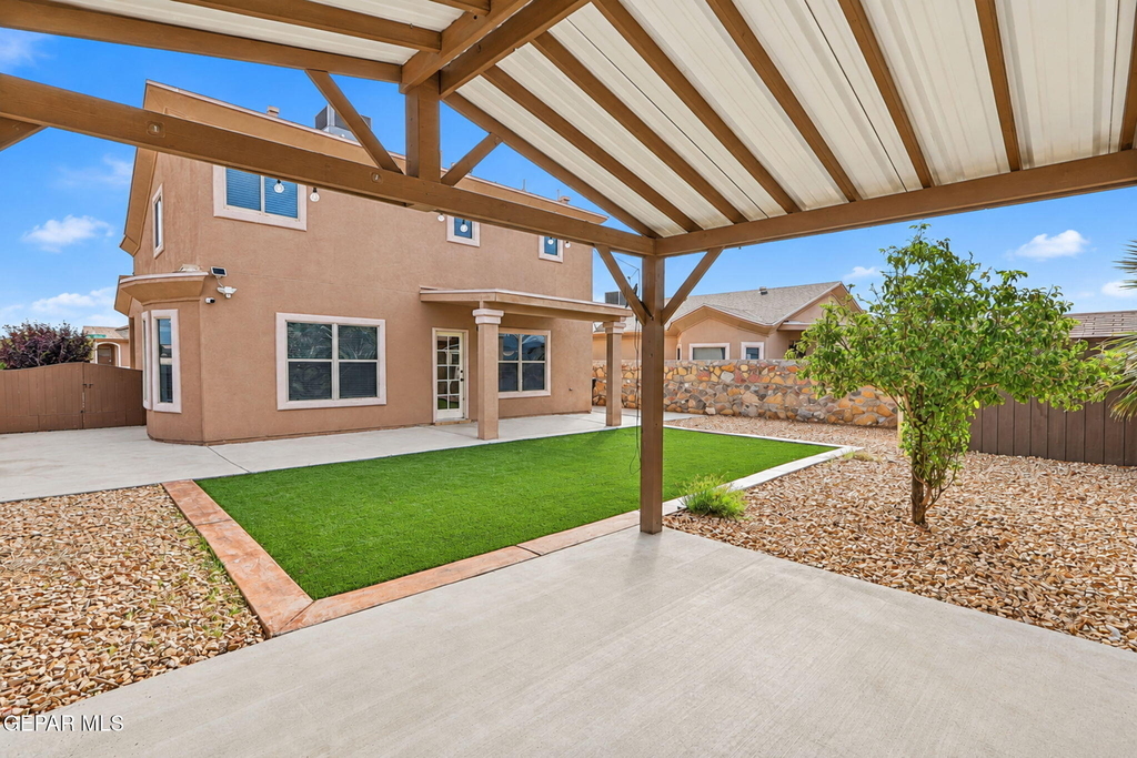 14231 N Point Avenue - Photo 49