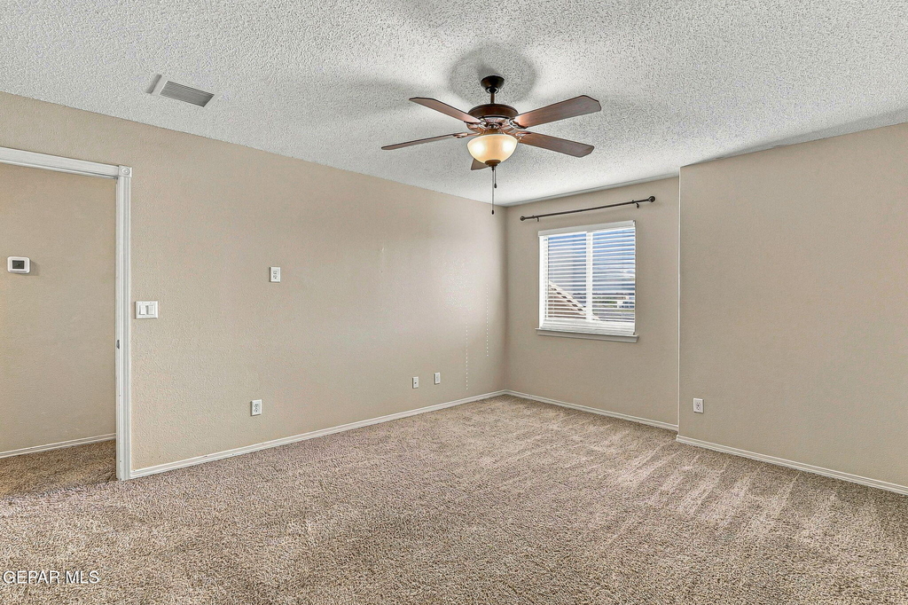 14231 N Point Avenue - Photo 35