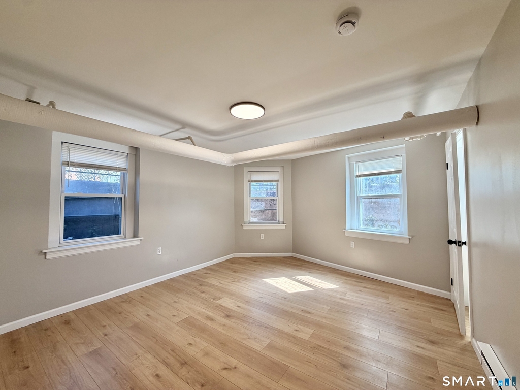 405 Main Street - Photo 0