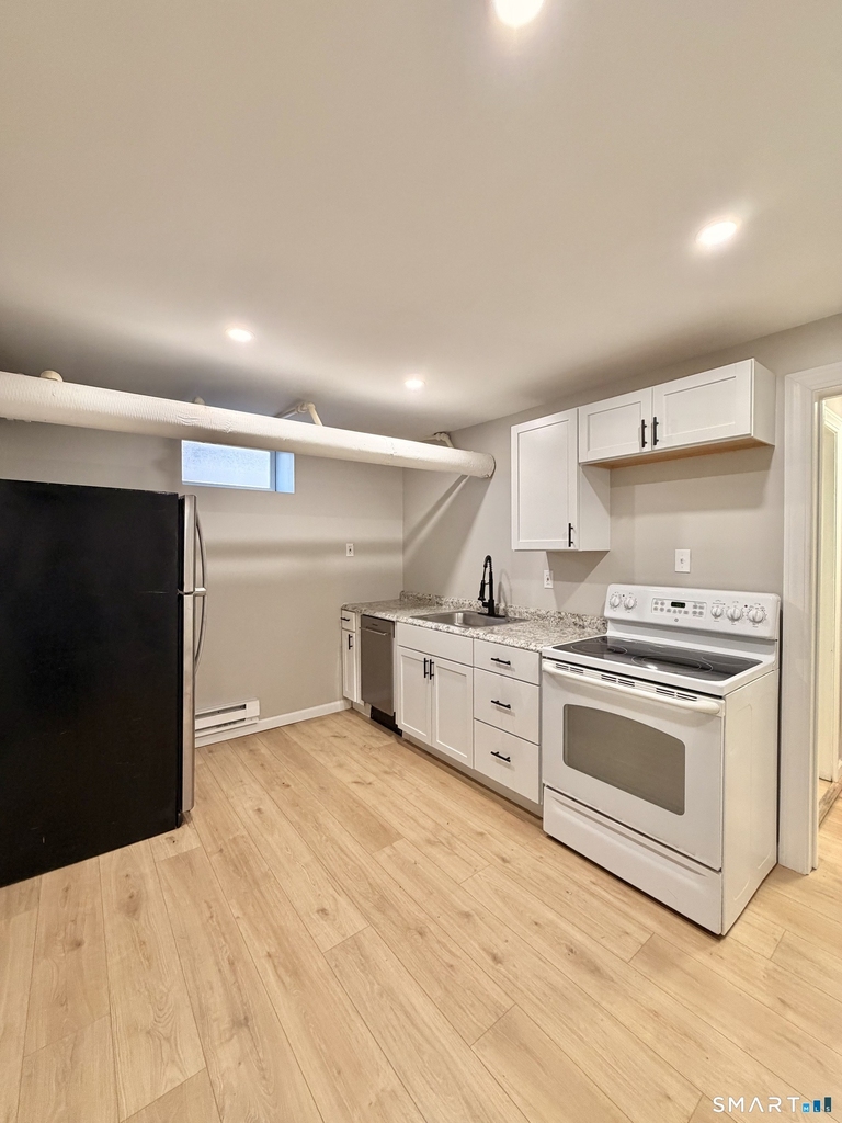 405 Main Street - Photo 4