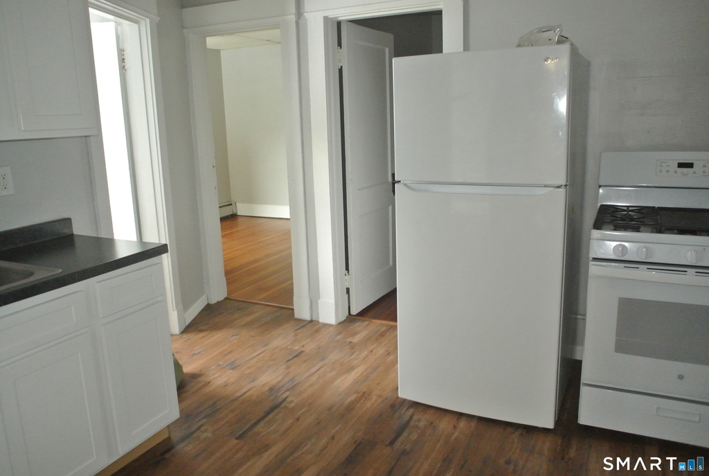 549 Howe Avenue - Photo 0