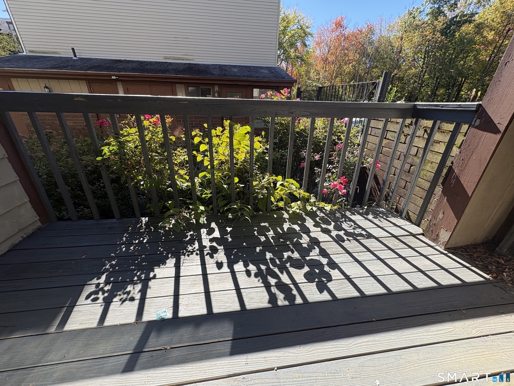 130 Coe Avenue - Photo 9