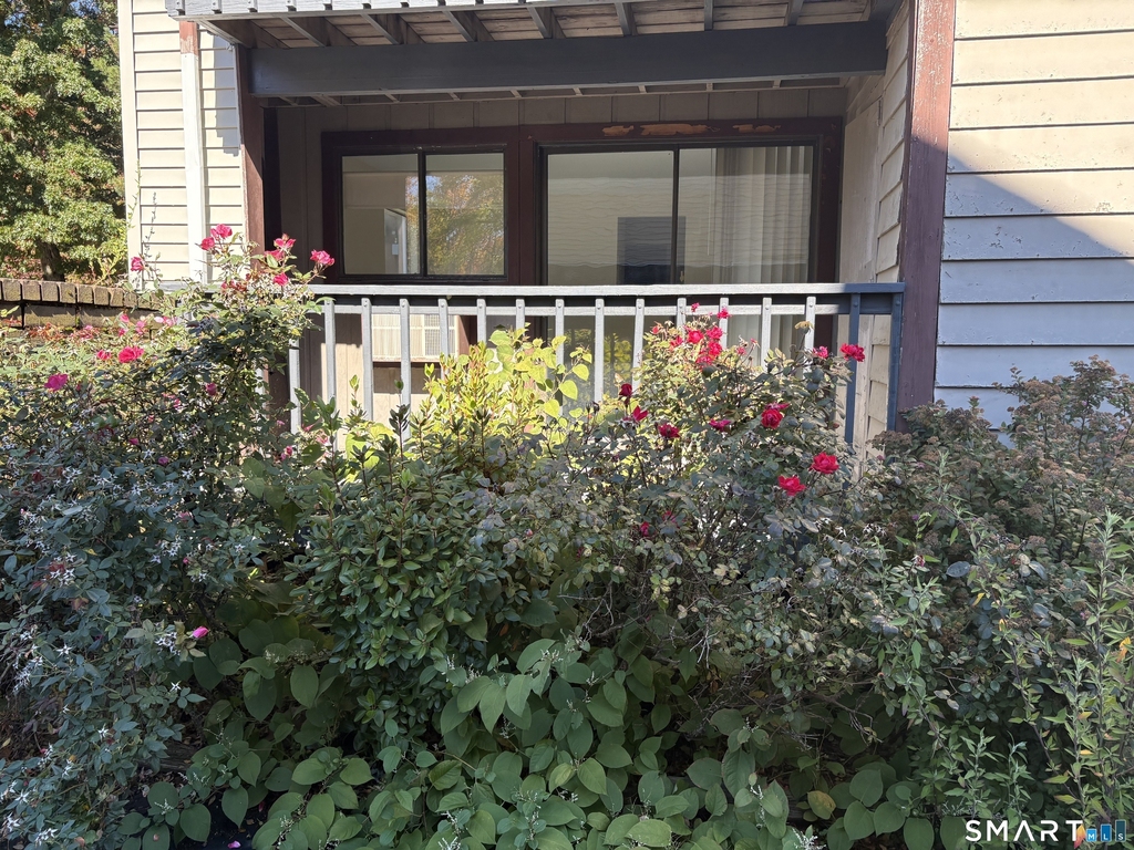 130 Coe Avenue - Photo 0