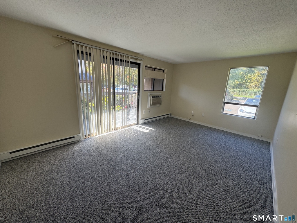 130 Coe Avenue - Photo 6
