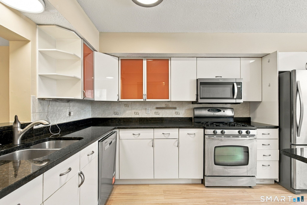 11 Talcott Forest Road - Photo 1