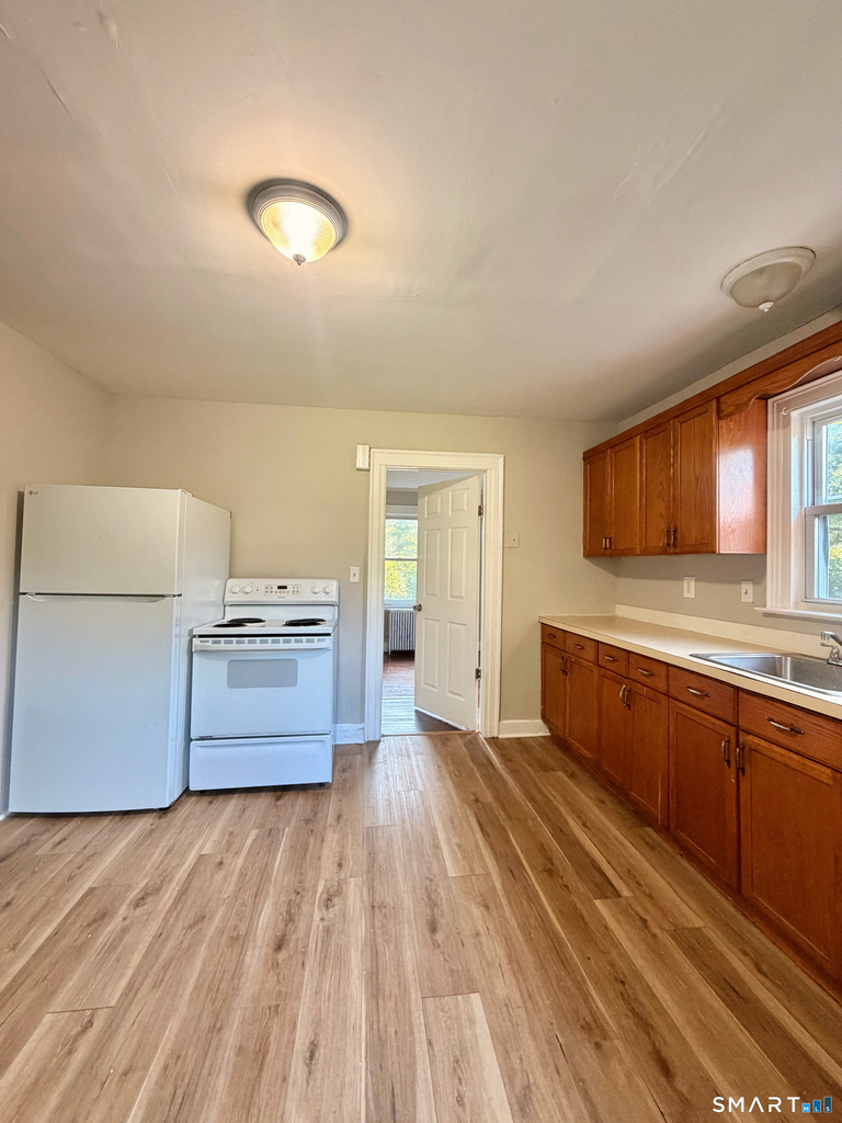 685 Newhall Street - Photo 3